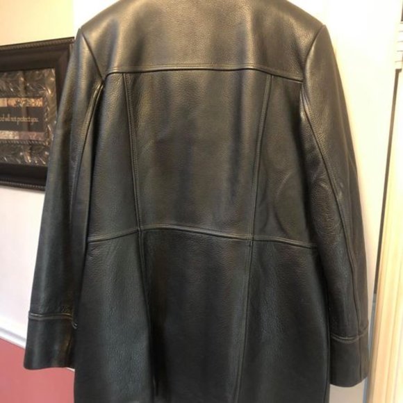 Danier 3/4 Black Leather Jacket - Picture 4 of 6